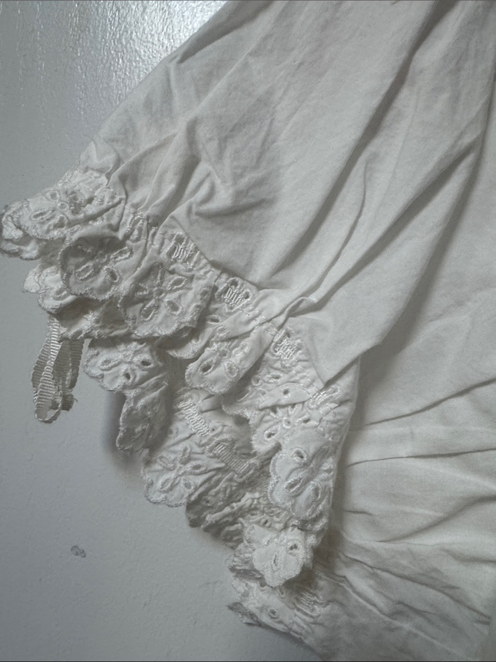 Doen Nera Salt White Embroidered Eyelet Tie-Front Cropped Blouse Large - Picture 6 of 8